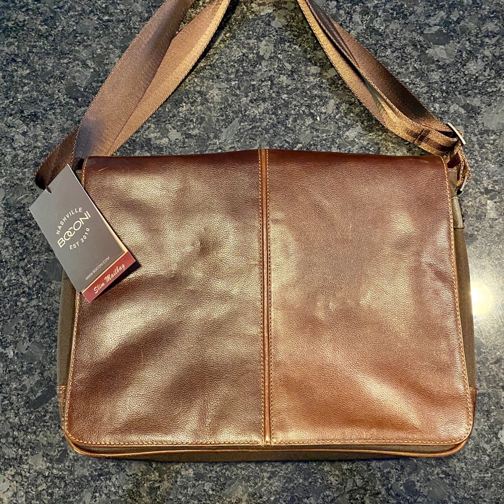 New Boconi full flap genuine leather messenger bag